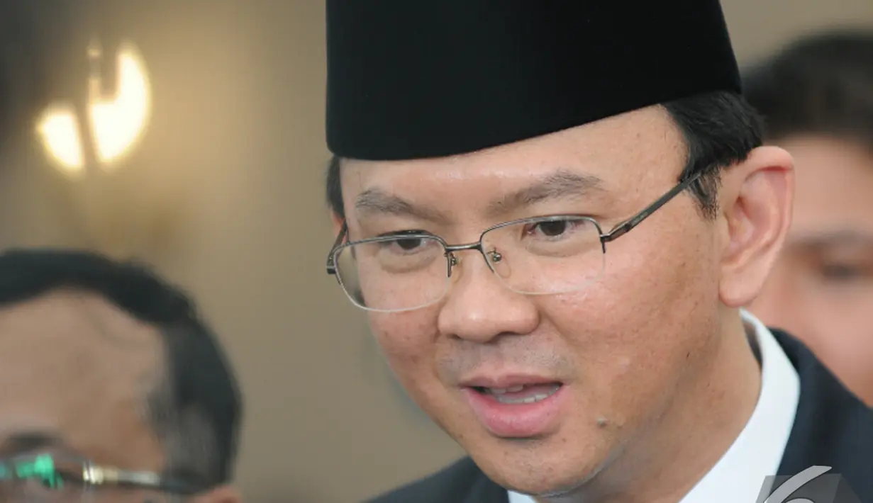 Pada pemilu 2004 ia mencalonkan diri sebagai anggota legislatif dan terpilih menjadi anggota DPRD Kabupaten Belitung Timur periode 2004-2009. (Dok.Liputan6.com)