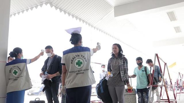 32.192 Pekerja Migran Pulang ke Indonesia Akibat Corona, Terbanyak ...
