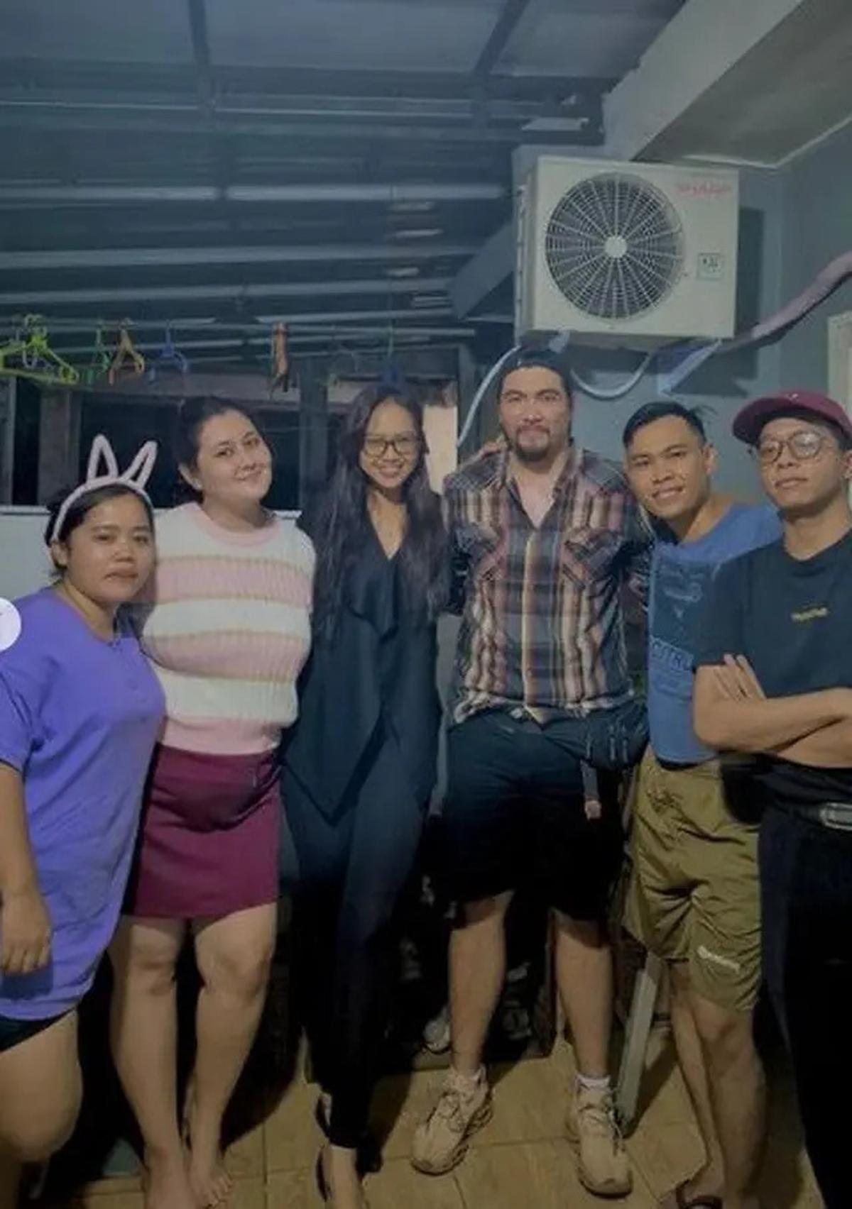 10 Artis Rayakan Tahun Baru 2025 Kumpul Keluarga di Rumah, Tak Kalah Seru