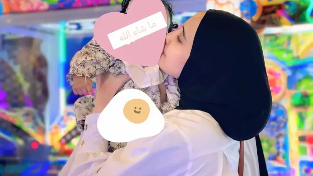 Zaskia Sungkar Ramai Diduga Adopsi Anak, Caption Instagram Curi Perhatian Publik (credit: instagram.com/zaskiasungkar15).