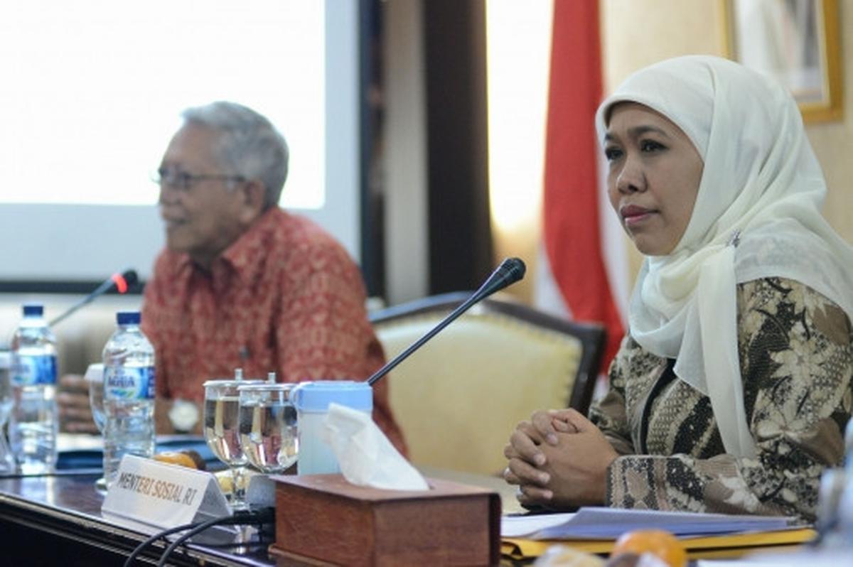 Mensos pimpin rapat Forum Pemberdayaan Komunitas Adat Terpencil