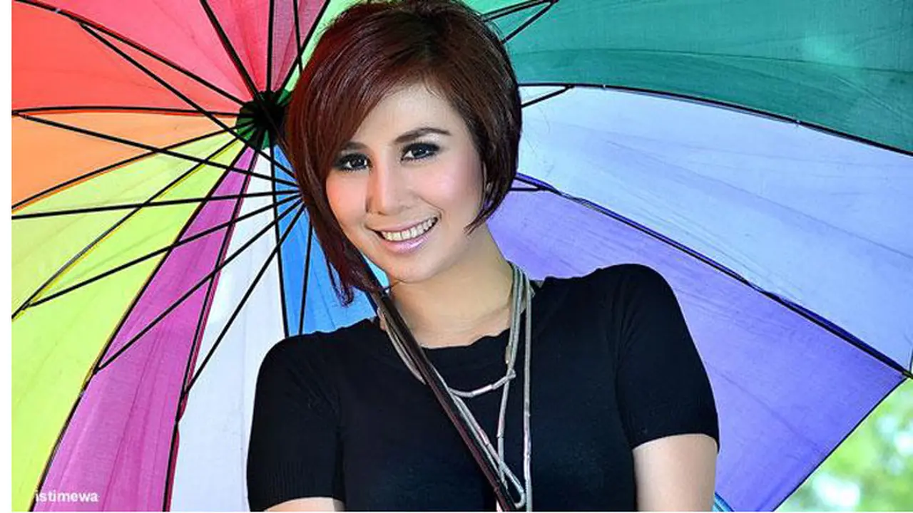 Ratna Dilla Pede Saingi 'Aku Mah Apa Atuh' Cita Citata