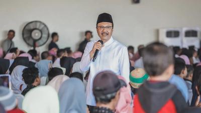Mensos Gus Ipul Bekali Kepala Sekolah Rakyat, Tekankan Empati dan Integritas sebagai Fondasi