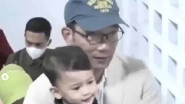 Ridwan Kamil (Foto: Instagram/@lambe_turah)