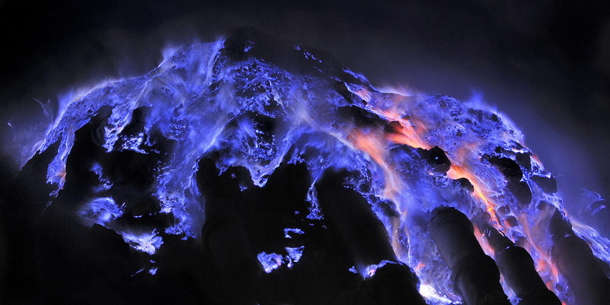 Kawah Ijen, Banyuwangi, Jawa Timur. (Sumber Foto: Olivier Grunewald)