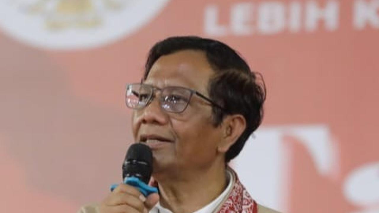 Mahfud Kenalkan KTP Sakti di Pasuruan: Rakyat Bisa Berobat Tanpa BPJS