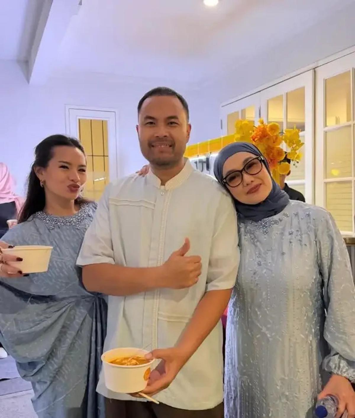 13 Potret Ruang Keluarga di Rumah Reza Artamevia, Jadi Tempat Kumpul saat Lebaran