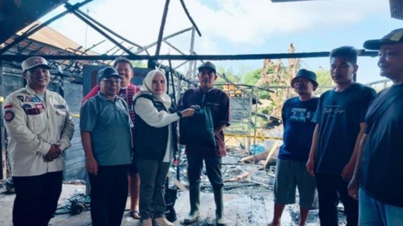 Pemkab Banjar Gerak Cepat Salurkan Bantuan Korban Kebakaran di Mataraman, Pastikan Kebutuhan Terpenuhi