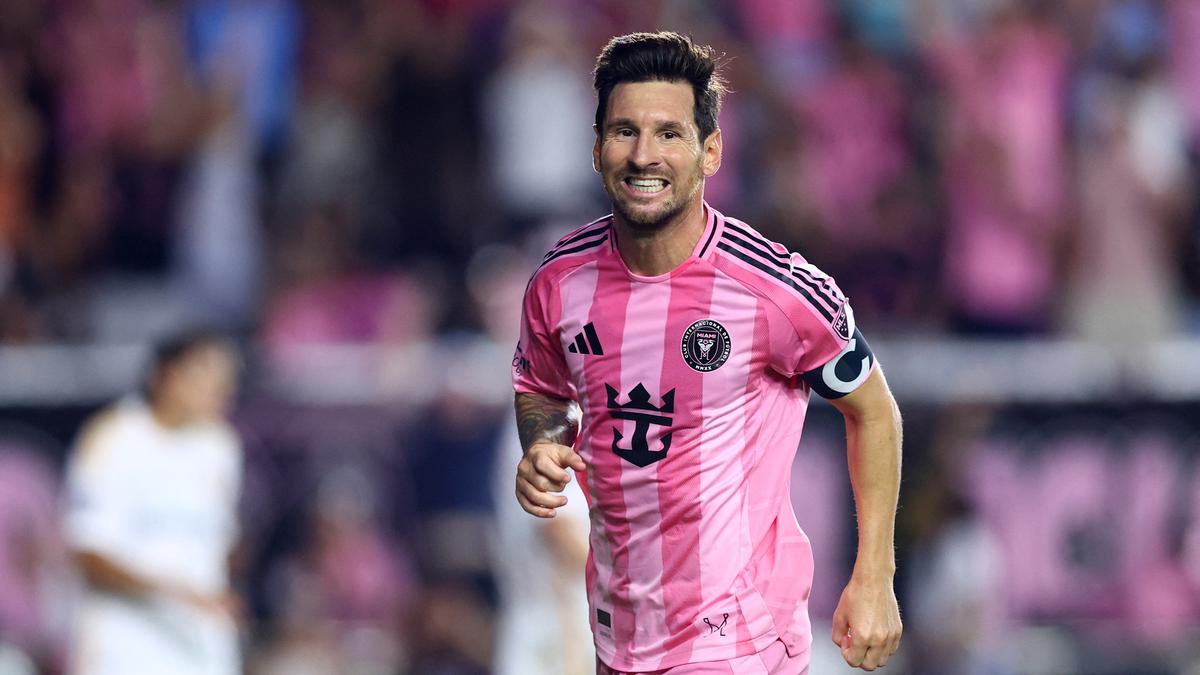 Inter Miami vs LA Galaxy: Lionel Messi Cetak Gol ke-875, Termuda &amp; Tercepat Sepanjang Sejarah