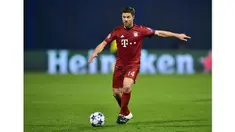 Xabi Alonso, pemain Bayern Munchen mencetak gol jarak jauh pada pertandingan kontra Darmstadt di DFB Pokal semalam. Bukan kali pertama Alonso mencetak gol dari jarak jauh. Hal serupa pernah dilakukannya ketika membela Real Madrid dan Liverpool.
