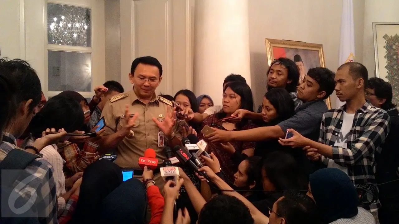 Gubernur Basuki Tjahaja Purnama (Ahok) 