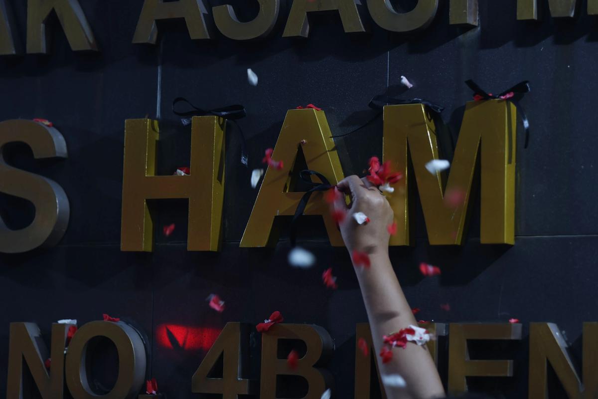 FOTO: Demo API Gaungkan Perlindungan Hak Perempuan di Komnas HAM