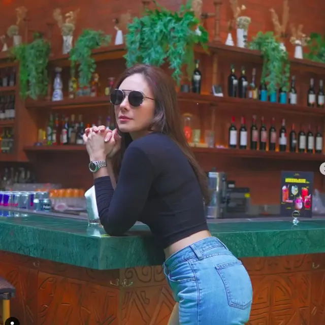 Potret Terbaru Wulan Guritno yang Bak ABG