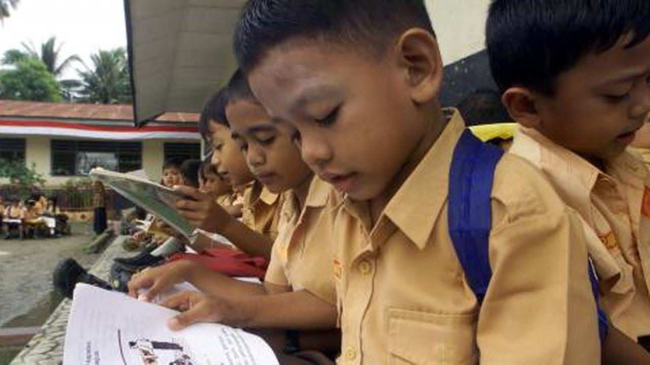 Kisah istri simpanan di buku pelajaran kelas 2 SD