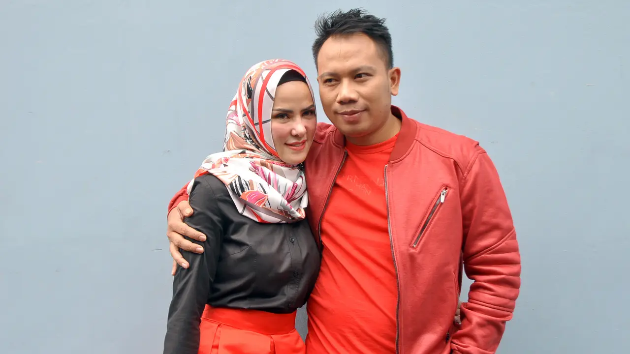 [Bintang] Vicky Prasetyo dan Angel Lelga