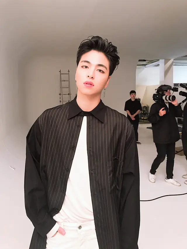 Junhoe (Instagram/ @juneeeeeeya)