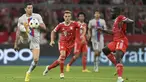 Robert Lewandowski untuk pertama kalinya kembali bermain di Allianz Stadium. (AP/Andreas Schaad)
