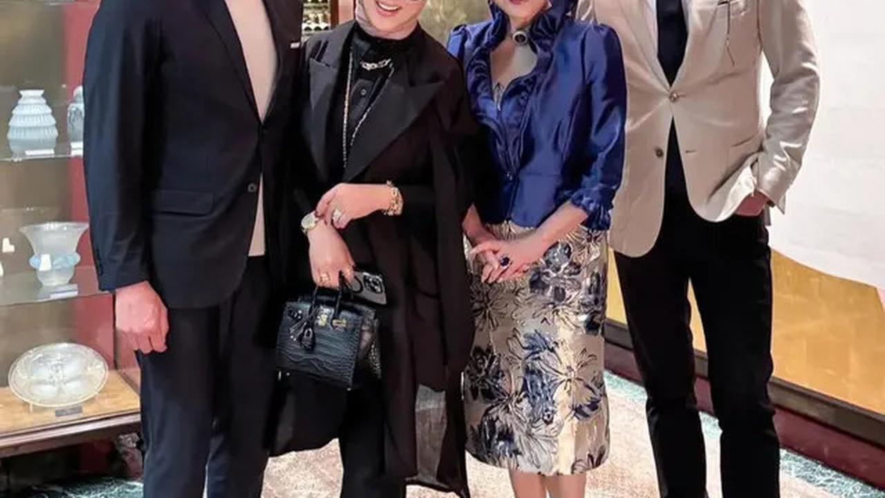 Gaya Syahrini dan Dewi Soekarno saat Makan Bersama, Glamor dengan Karakter Kuat yang Tak Terlupakan