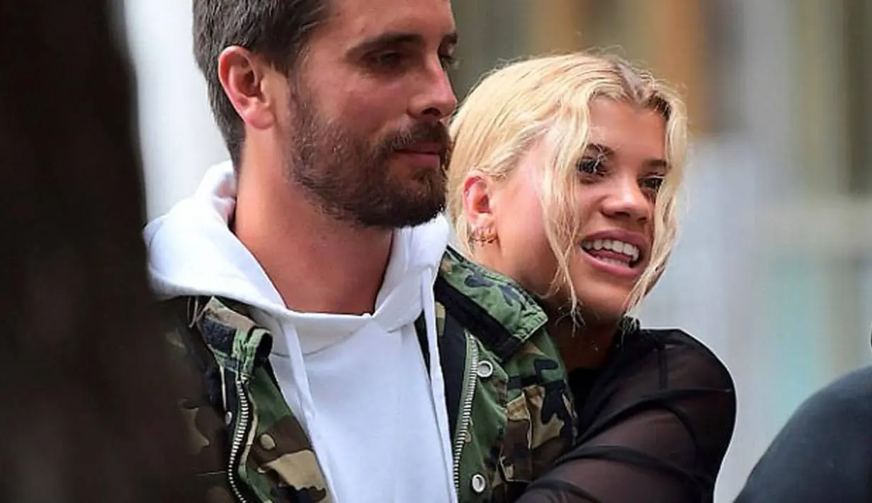 Namun, Sofia takkan membiarkan Kourtney Kardashian mengambil kembali kekasihnya, Scott Disick. (Celebrity Insider)