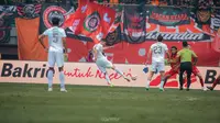 Thom Haye Kagumi 2 Gol Persib ke Gawang Persija: Butuh Insting dan Nyali