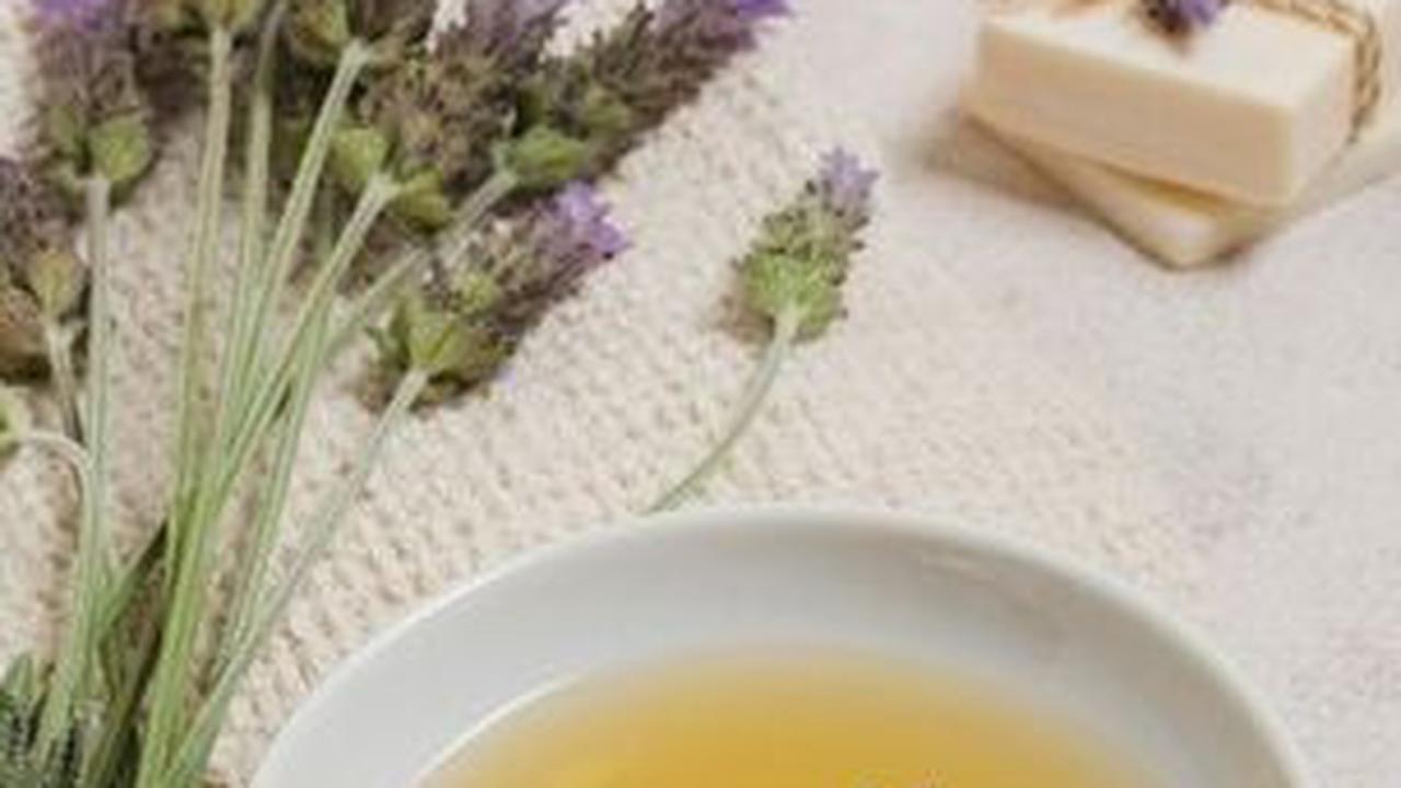 7. Teh Lavender: Kelembutan Aroma Lavender