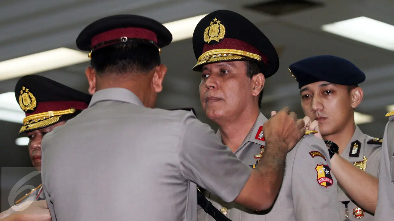 20160421-Kapolri Badrodin Haiti Pimpin Upacara Sertijab Lima Kapolda-Jakarta