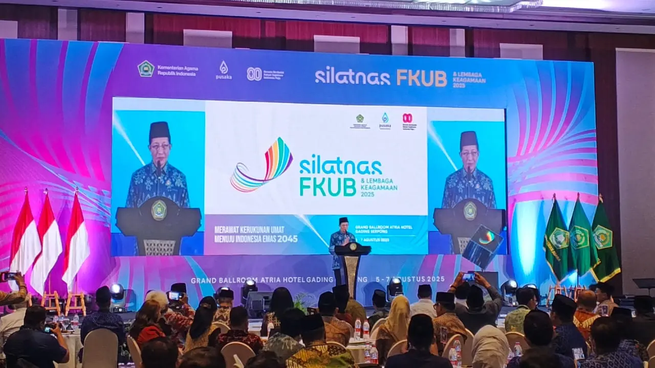 Menteri Agama Nasaruddin Umar dalam acara Silatnas FKUB dan Lembaga Keagamaan yang mengusung tema “Merawat Kerukunan Umat Menuju Indonesia Emas 2045” di Gading Serpong, Tangerang, Rabu (6/8) (Istimewa)
