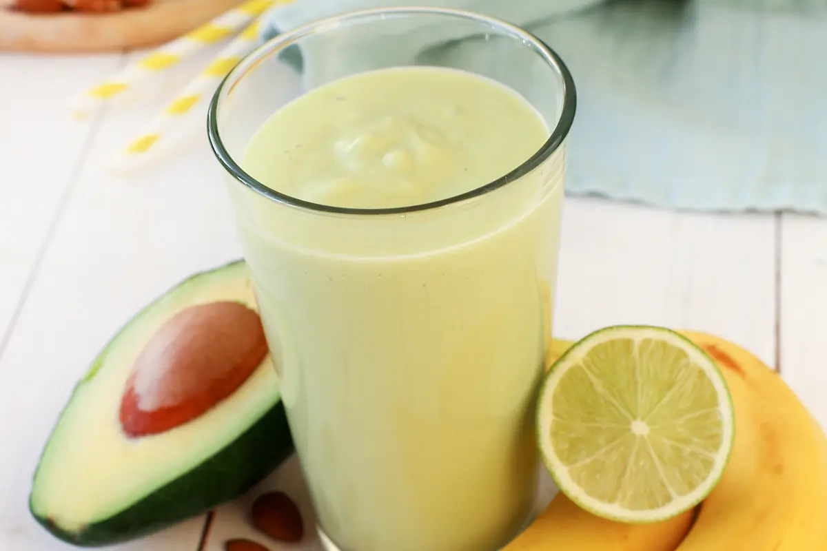 smoothie alpukat pisang