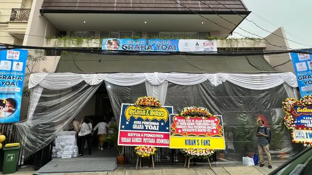 YOAI baru saja meresmikan Graha YOAI yang akan menjadi pusat dukungan untuk anak penderita kanker di Indonesia