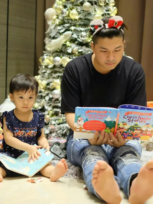 Momen 6 Artis Ajari Anak Belajar