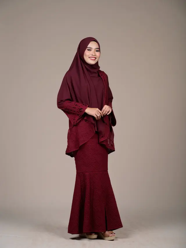 Rekomendasi Gamis Brokat A-Line & Mermaid yang Lagi Tren 2025/ Ilustrasi ChatGPT