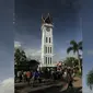 Jam Gadang di Kota Bukittinggi, Sumatera Barat, menjadi tempat pengibaran bendera Merah Putih pada 21 Agustus 1945. (Liputan6.com/Erinaldi)
