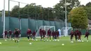 Suasana saat pemain Liverpool berlatih di kompleks pelatihan Melwood, Liverpool, Inggris, Senin (17/9). Liverpool akan menjamu Paris Saint-Germain (PSG) di Liga Champions 19 September 2018. (Paul ELLIS/AFP)