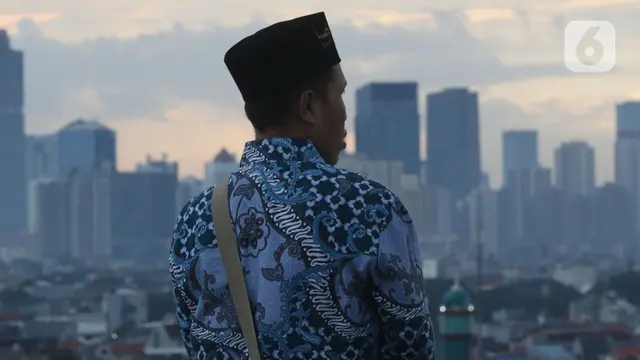 Memantau Hilal 1 Syawal 1445 Hijriah