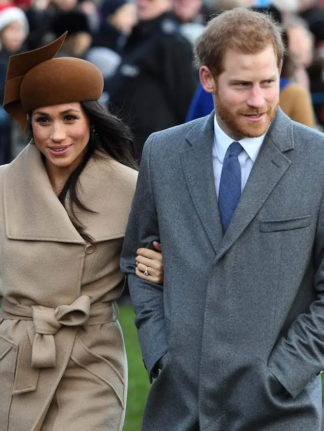 Ikut Calon Suami, Gaya Natalan Meghan Markle yang Super Elegan