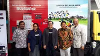 Bukalapak dan JNE Hadirkan Layanan JTR untuk Para Pelapak. Liputan6.com/ Agustinus Mario Damar