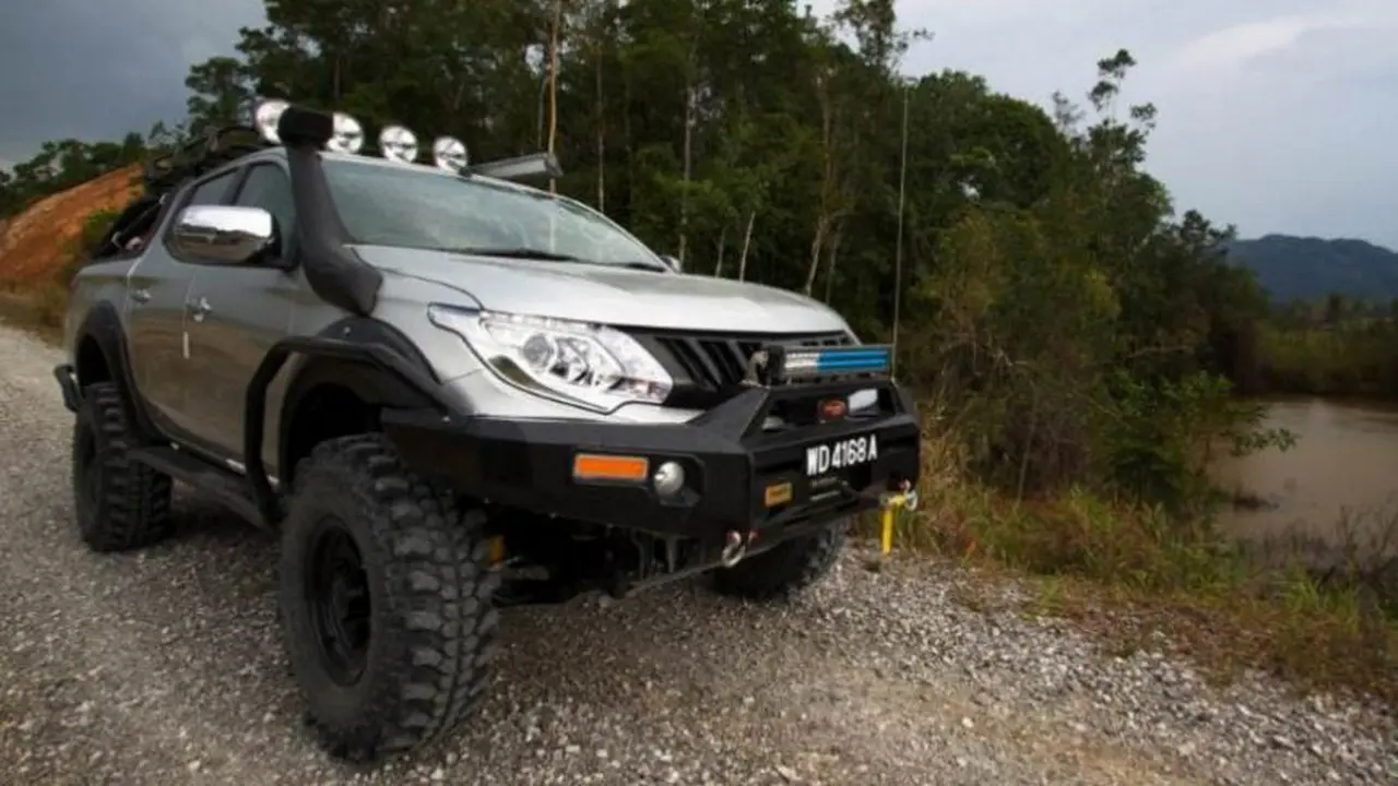 Mitsubishi Triton