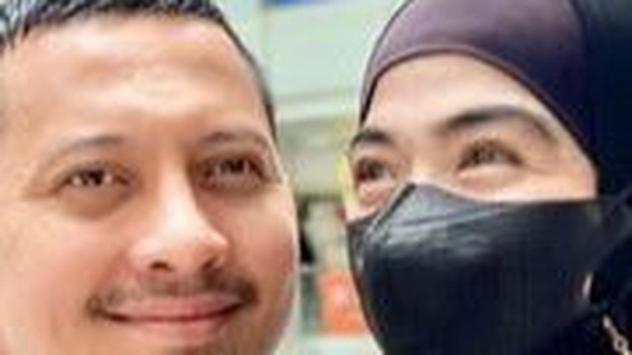 Setelah absen dari layar kaca untuk waktu yang lama, inilah 7 potret terbaru Yulia Rachman setelah hijrah
