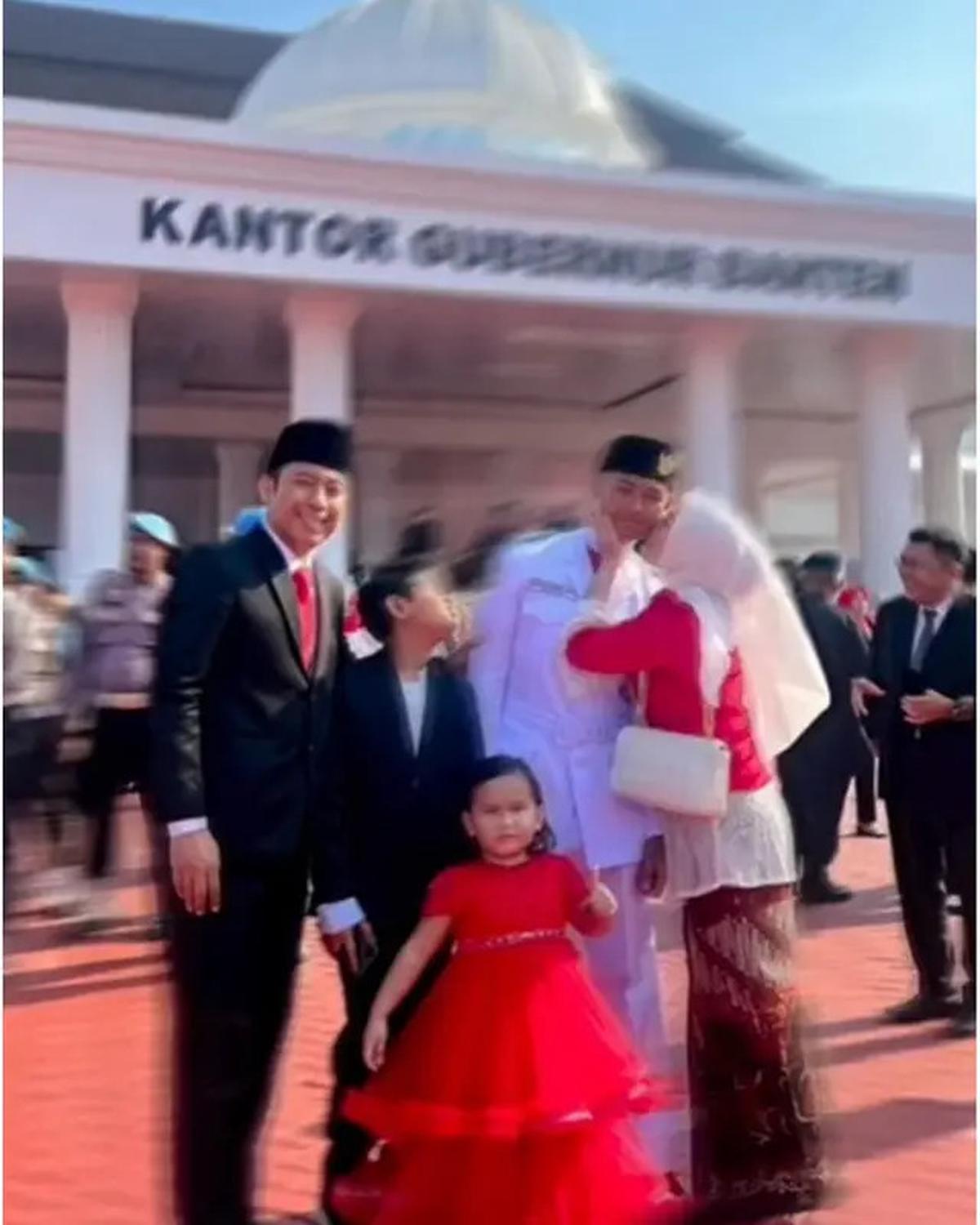 7 Potret Anak Denny Cagur Jadi Paskibraka Provinsi Banten, Penuh Haru dan Bangga