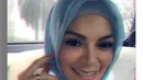 Selain itu, Nikita juga menjelaskan maksud tulisan di Instagramnya saat mengunggah pertama kali dirinya mantap menggunakan hijab. Nikita menuliskan, 'Terima kasih memberiku luka' di Instagram’. (Instagram/nikitamirzanimawardi_17)