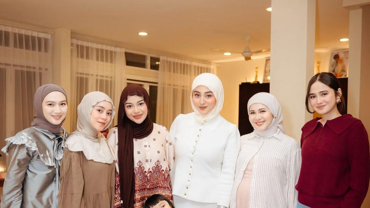 7 Potret Kebersamaan Geng Artis Mamayu Saat Bukber, Tunjukkan Keakraban dan Keseruan