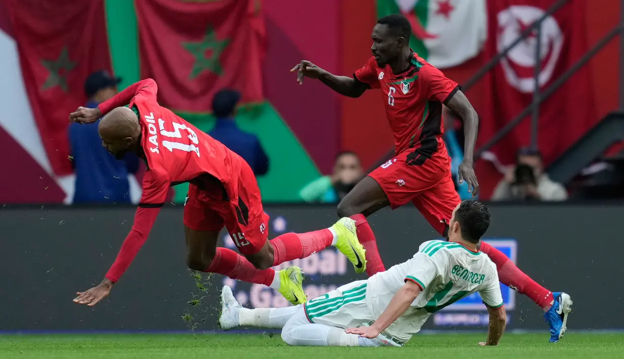 Uniknya, mereka menjadi satu-satunya tim yang melaju ke babak 16 besar tanpa mencetak gol dari para pemainnya. Ini menjadi sejarah baru yang tercipta di Piala Afrika. (AP Photo/Mosa'ab Elshamy)
