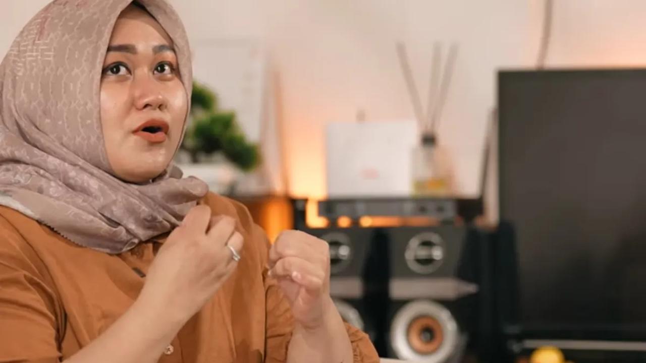 Saat ini Dewi telah memiliki dua kedai yang berada di Ponorogo dan juga Surabaya. memulai usaha yang dia jalankan tersebut Dewi telah mampu melunasi utang yang dia miliki saat sakit.
