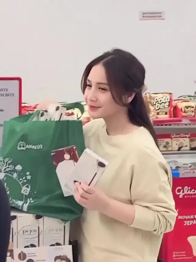 [Fimela] Nagita Slavina