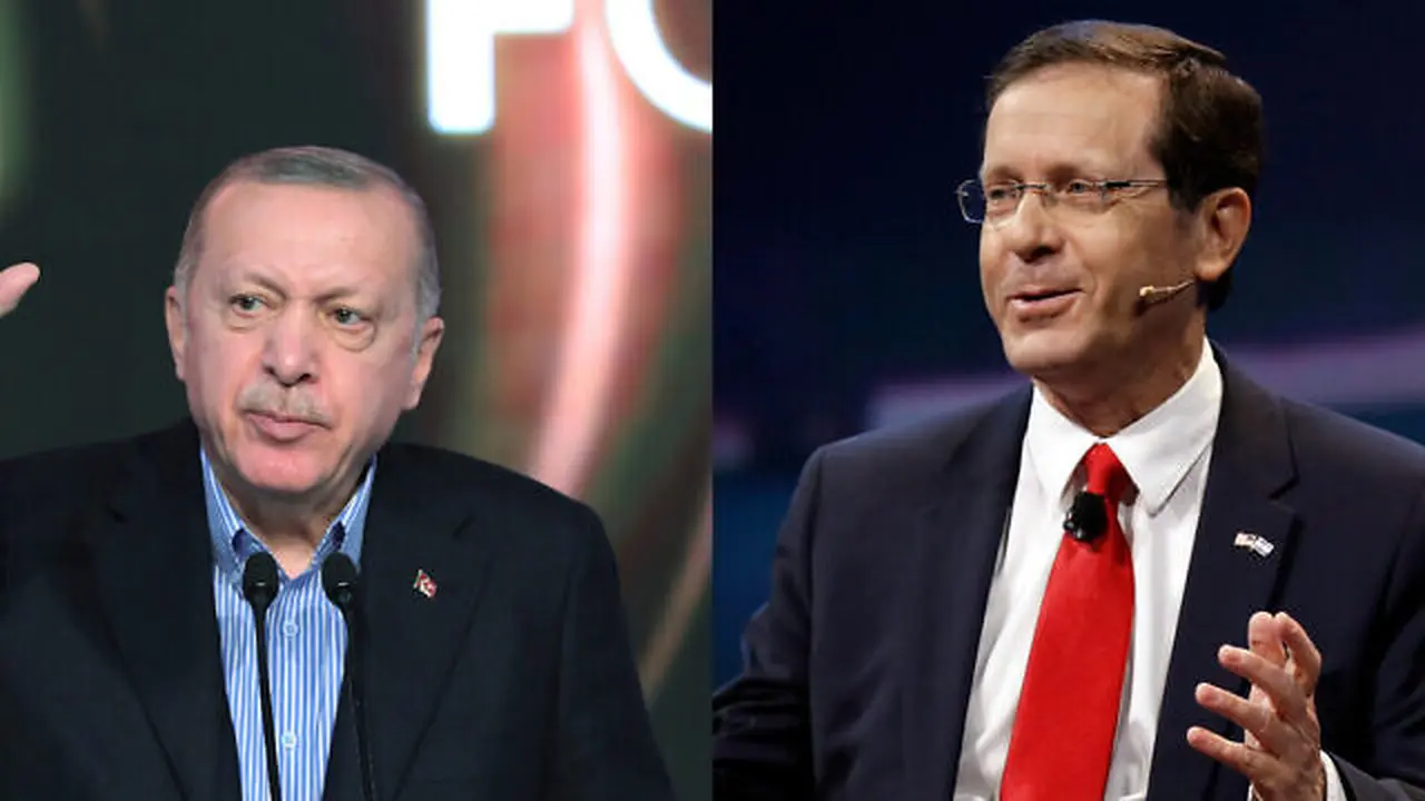 Presiden Turki Recep Tayyip Erdogan (kiri) dan Presiden Isaac Herzog (kanan). (AP)