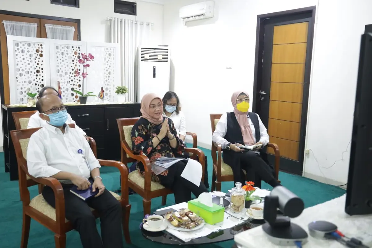 Menaker Ida berdialog dengan 34 pemimpin redaksi media massa yang tergabung dalam Forum Pemred