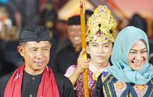 Video Kasad Agus Subiyanto Main Gitar dan Nyanyi 'Benci untuk Mencinta', Penampilannya di Panggung Disorot