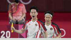 Pasangan ganda putra Indonesia, Marcus Gideon dan Kevin Sanjaya berhasil memenangkan pertandingan kedua mereka ketika menghadapi pasangan India, Rankireddy Satwiksairaj dan Shetty Chirag. The Minions mampu memenangkan dua gim langsung. (Foto: AP/Markus Schreiber)