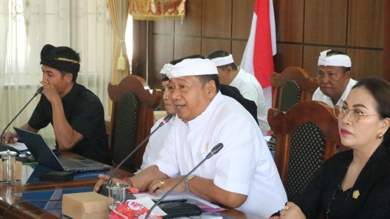 Tahukah Anda? DPRD Buleleng Susun Raperda Pendidikan Widyalaya, Perkuat Eksistensi Pendidikan Hindu Bali