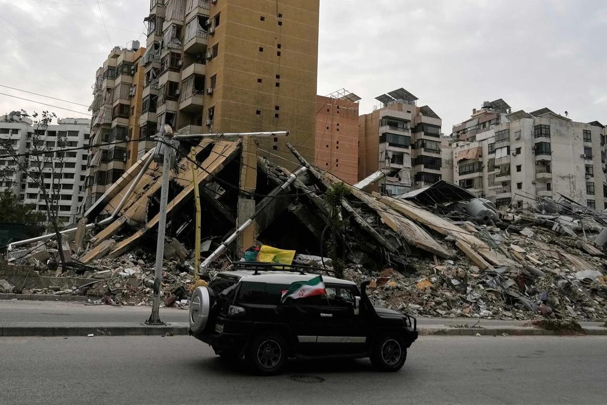 FOTO Warga Lebanon Kembali dari Pengungsian Setelah Gencatan Senjata